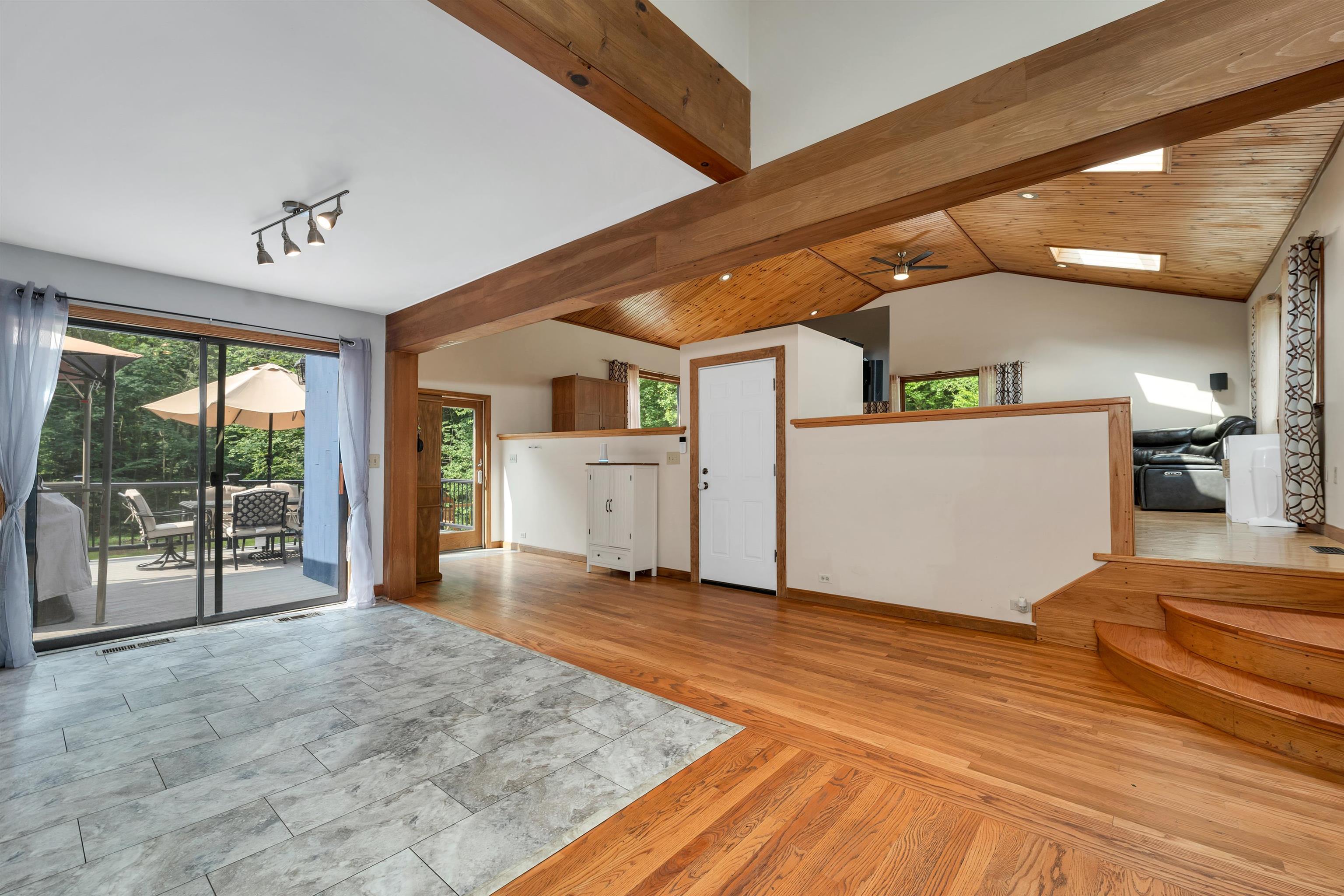 1 Dubeau Drive Derry, NH 03038 - Photo 7 of 34