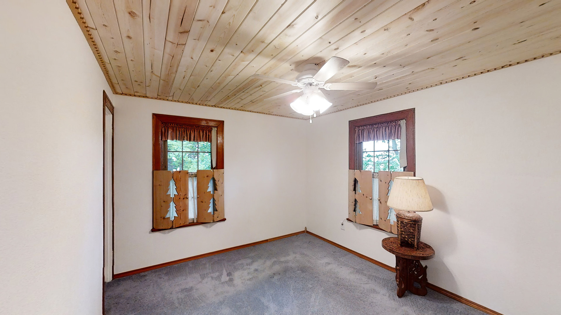 6100 Grove Road Clinton, IL 61727 - Photo 17 of 51