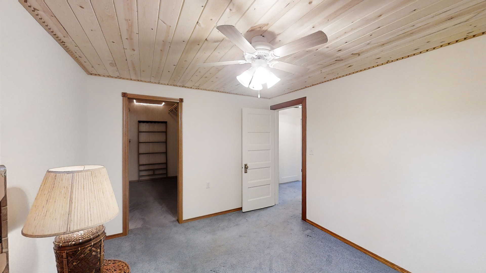 6100 Grove Road Clinton, IL 61727 - Photo 18 of 51
