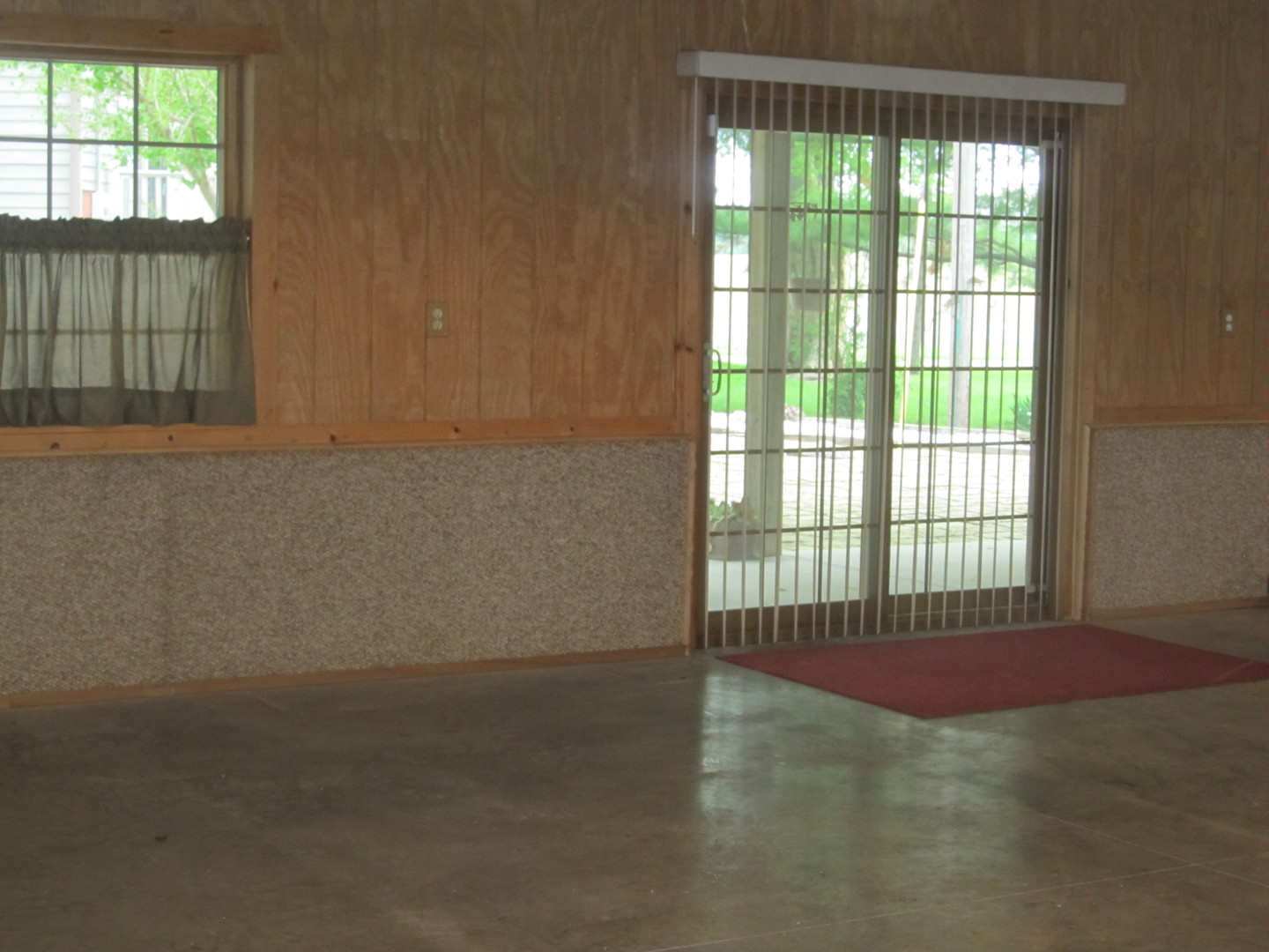 6100 Grove Road Clinton, IL 61727 - Photo 28 of 51