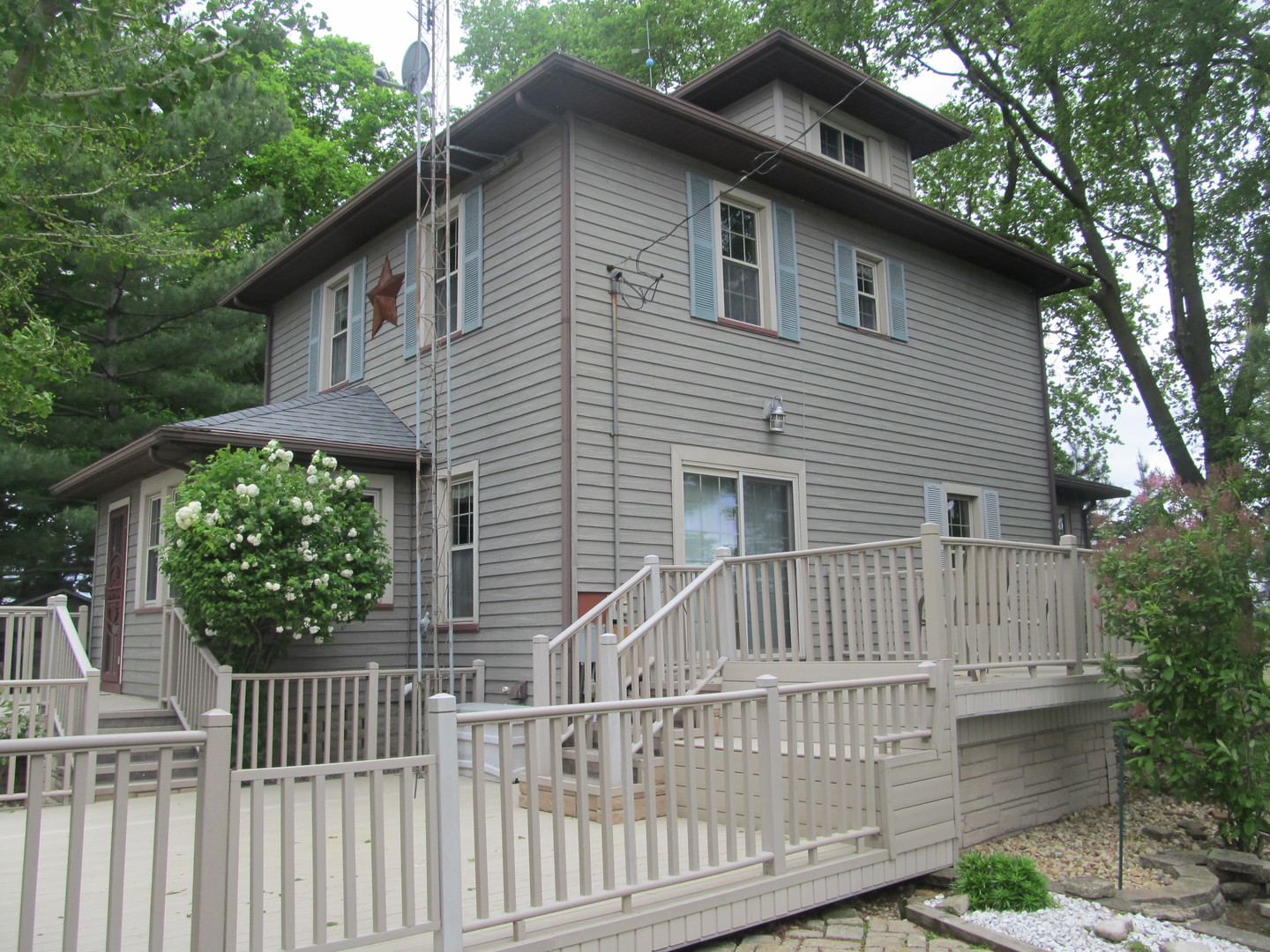 6100 Grove Road Clinton, IL 61727 - Photo 33 of 51