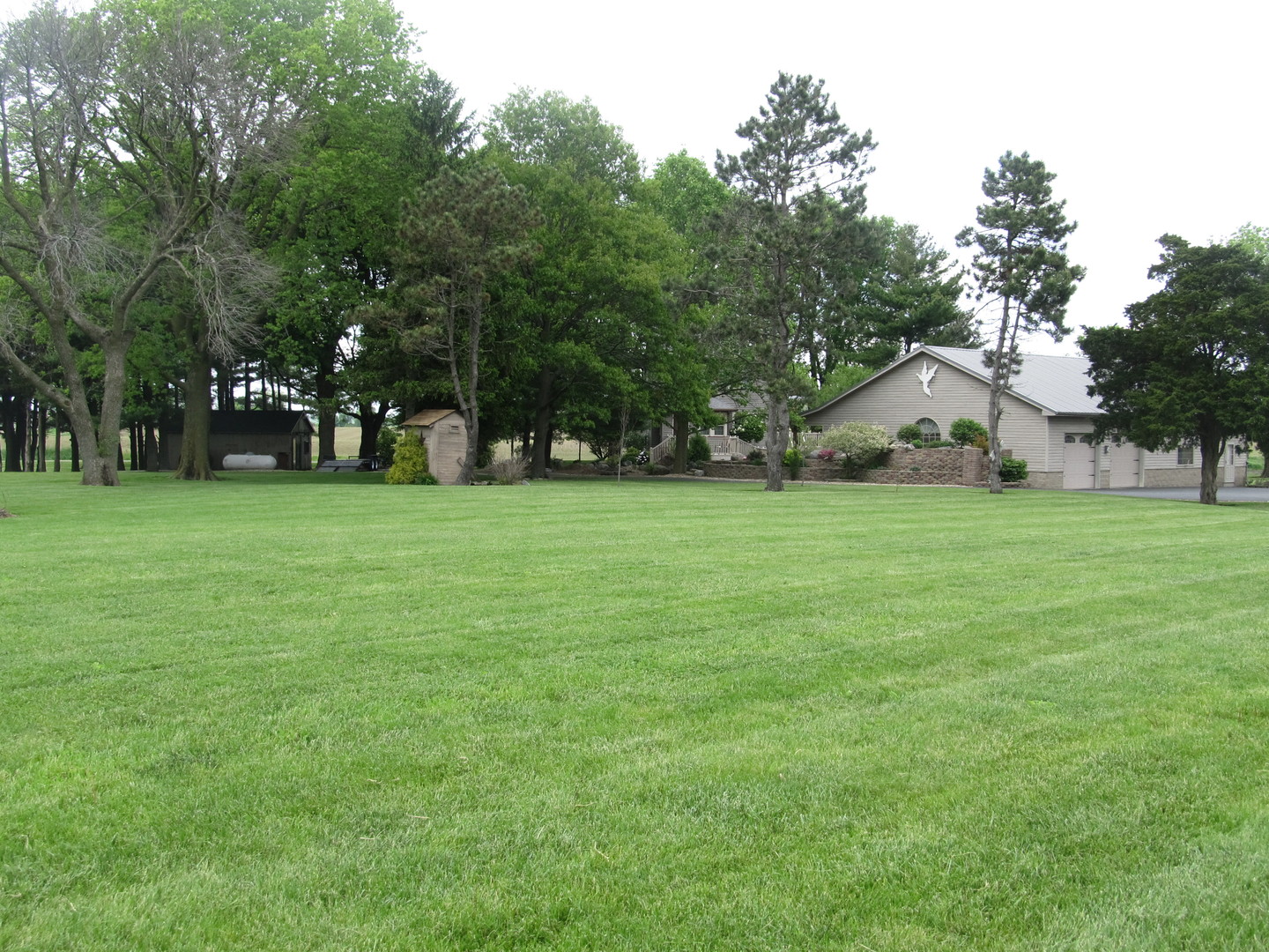 6100 Grove Road Clinton, IL 61727 - Photo 43 of 51