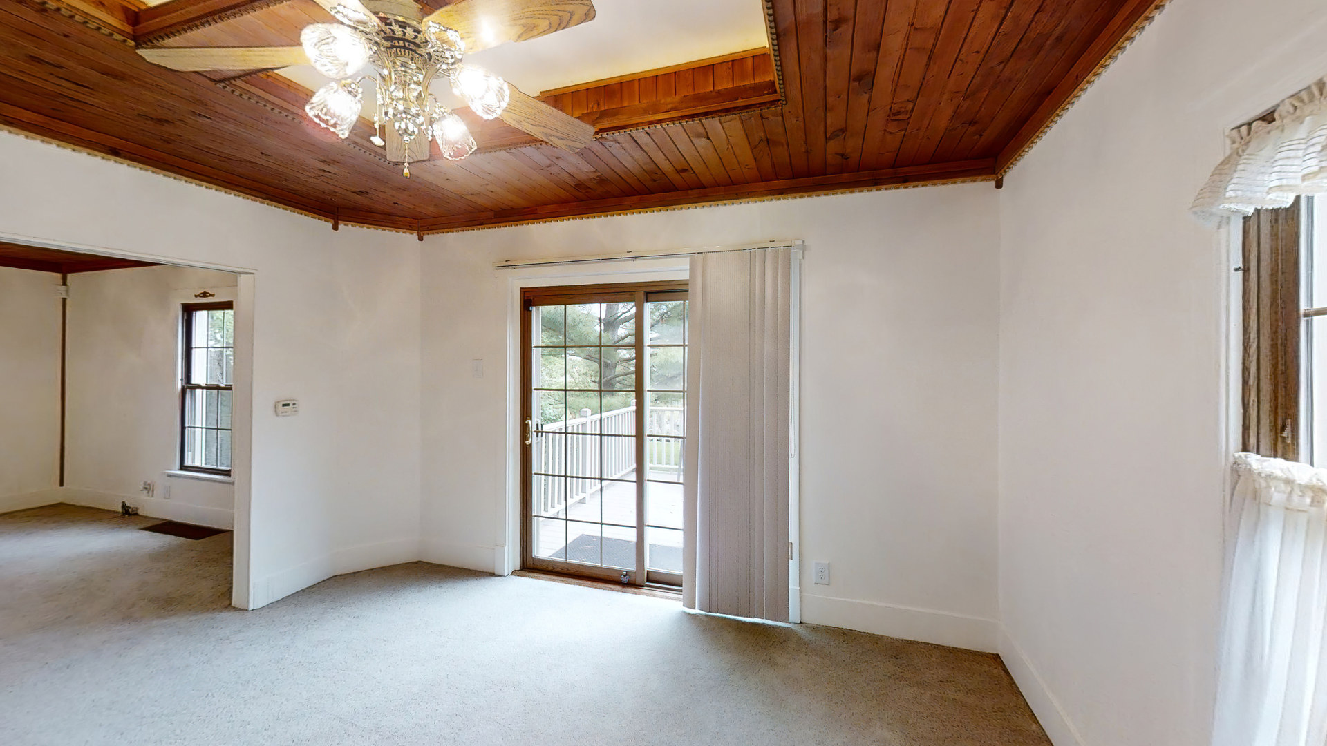 6100 Grove Road Clinton, IL 61727 - Photo 8 of 51
