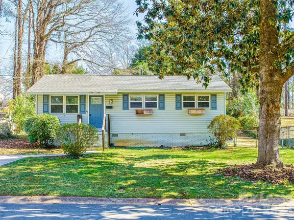 $1,795 | 2515 Thornton Road, Charlotte, NC 28208