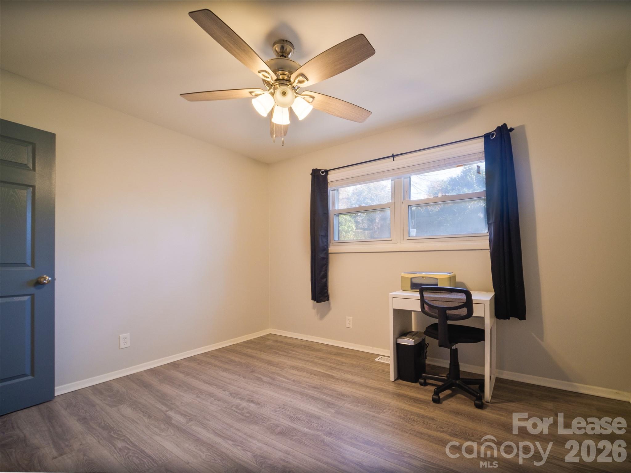 2515 Thornton Road Charlotte, NC 28208 - Photo 15 of 25