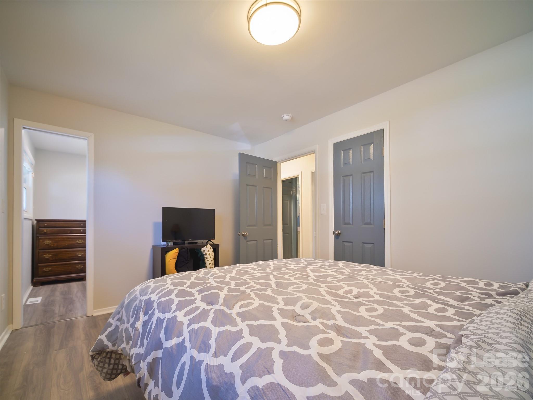 2515 Thornton Road Charlotte, NC 28208 - Photo 18 of 25