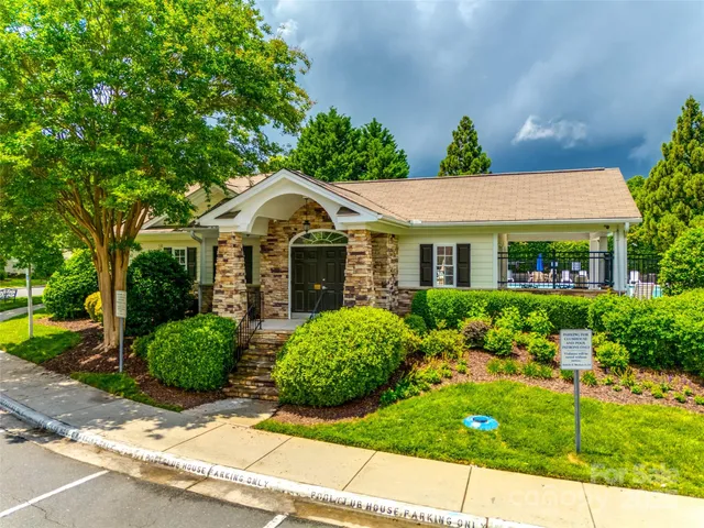 $325,000 | 120 Chimney Rock Lane, Fort Mill, SC 29708