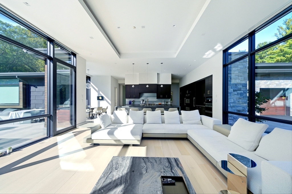 63 Sylvan Lane Weston, MA 02493 - Photo 12 of 28