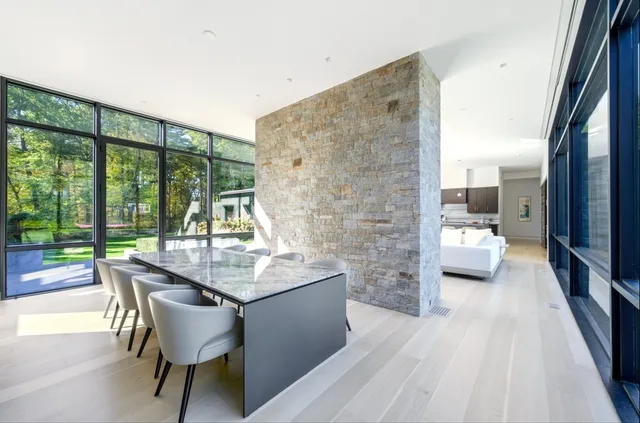 $8,980,000 | 63 Sylvan Lane, Weston, MA 02493