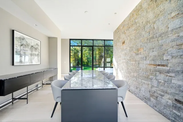 $8,980,000 | 63 Sylvan Lane, Weston, MA 02493