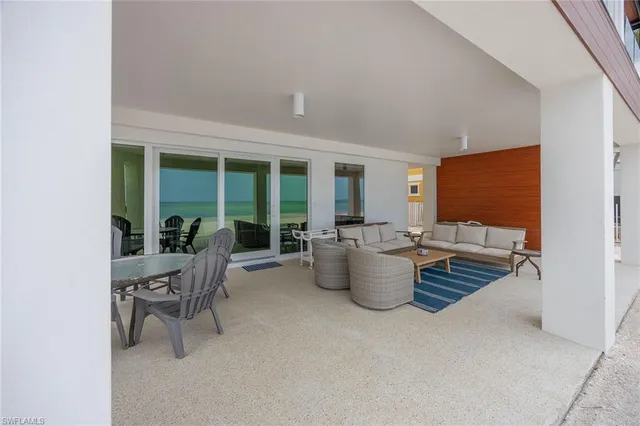 $9,900,000 | 27310 Hickory Boulevard, Bonita Springs, FL 34134