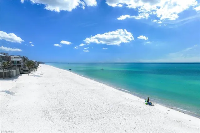 $9,900,000 | 27310 Hickory Boulevard, Bonita Springs, FL 34134