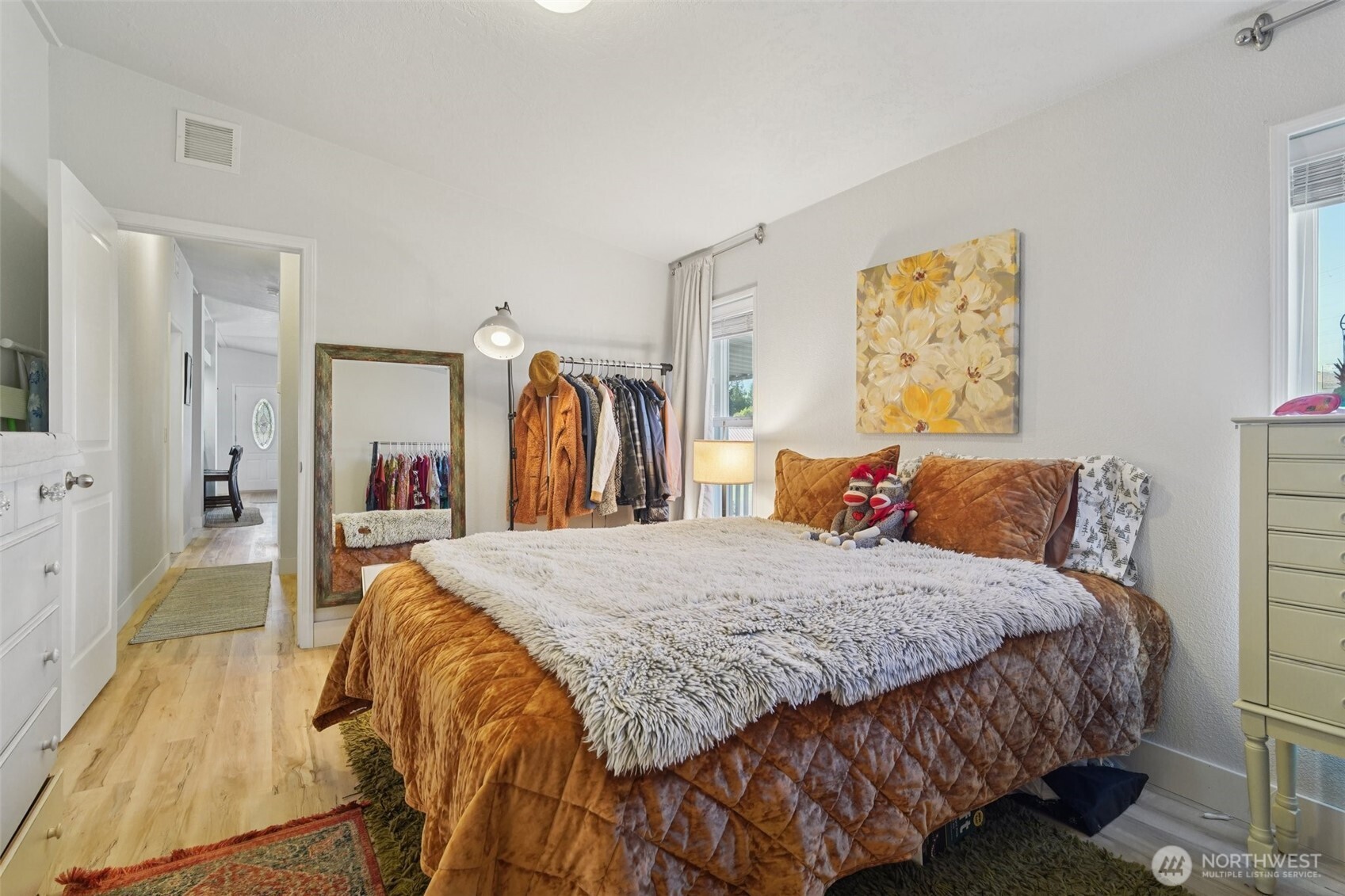 2101 South 324th Street, Unit 166 Federal Way, WA 98003 - Photo 12 of 33 a bedroom with a bed and a mirror