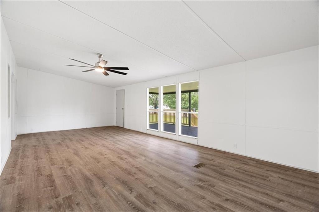 504 Brandon Drive Resaca, GA 30735 - Photo 7 of 41