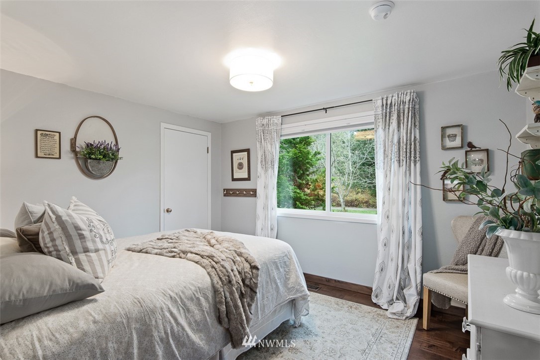 11103 Happy Valley Road Anacortes, WA 98221 - Photo 14 of 40 Gallery Image 14