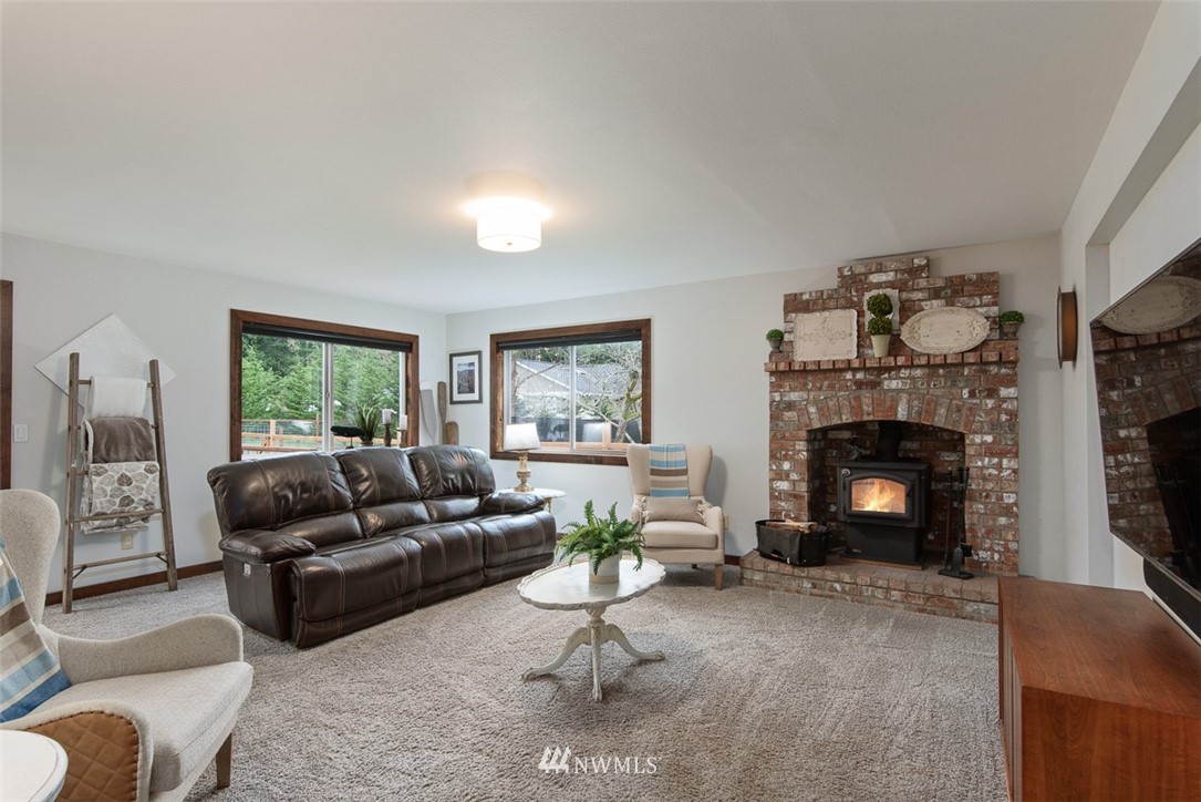 11103 Happy Valley Road Anacortes, WA 98221 - Photo 17 of 40 Gallery Image 17