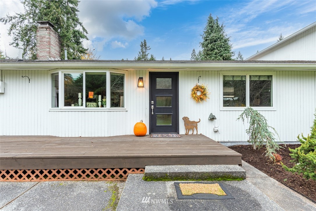 11103 Happy Valley Road Anacortes, WA 98221 - Photo 3 of 40 Gallery Image 3