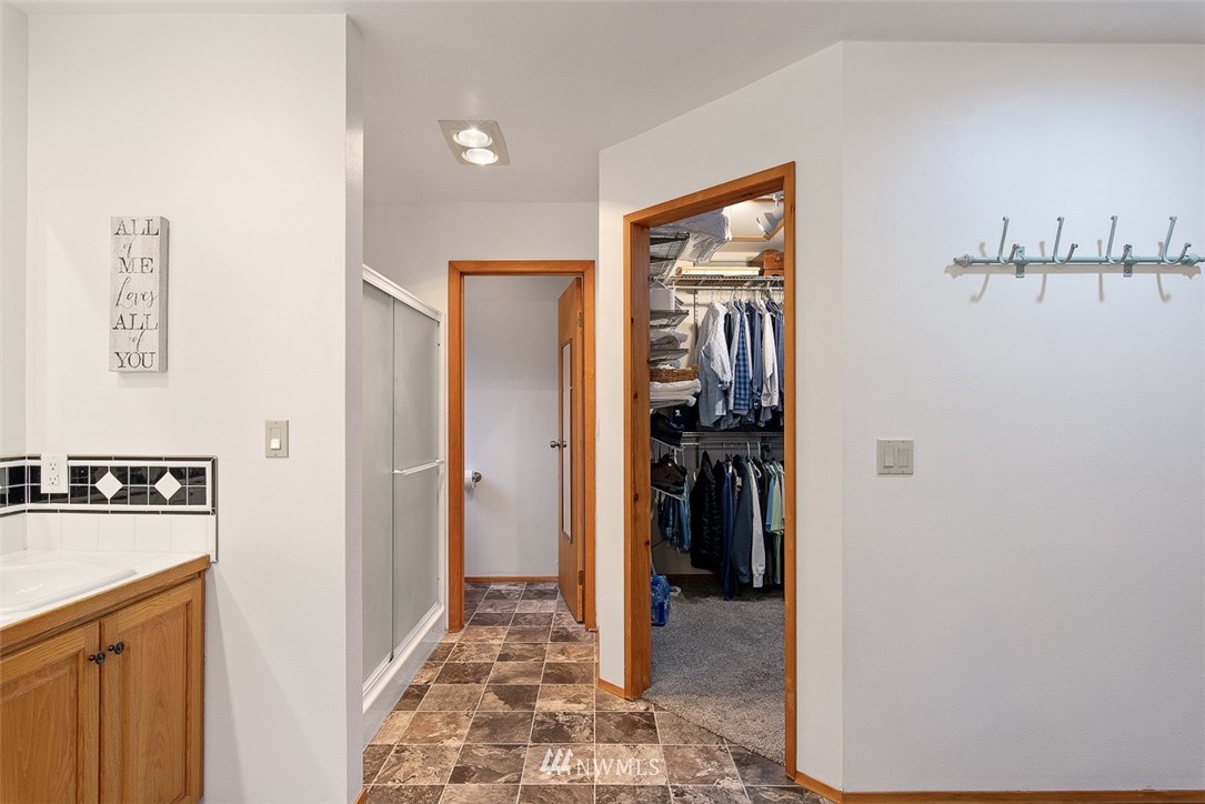 11103 Happy Valley Road Anacortes, WA 98221 - Photo 24 of 40 Gallery Image 24