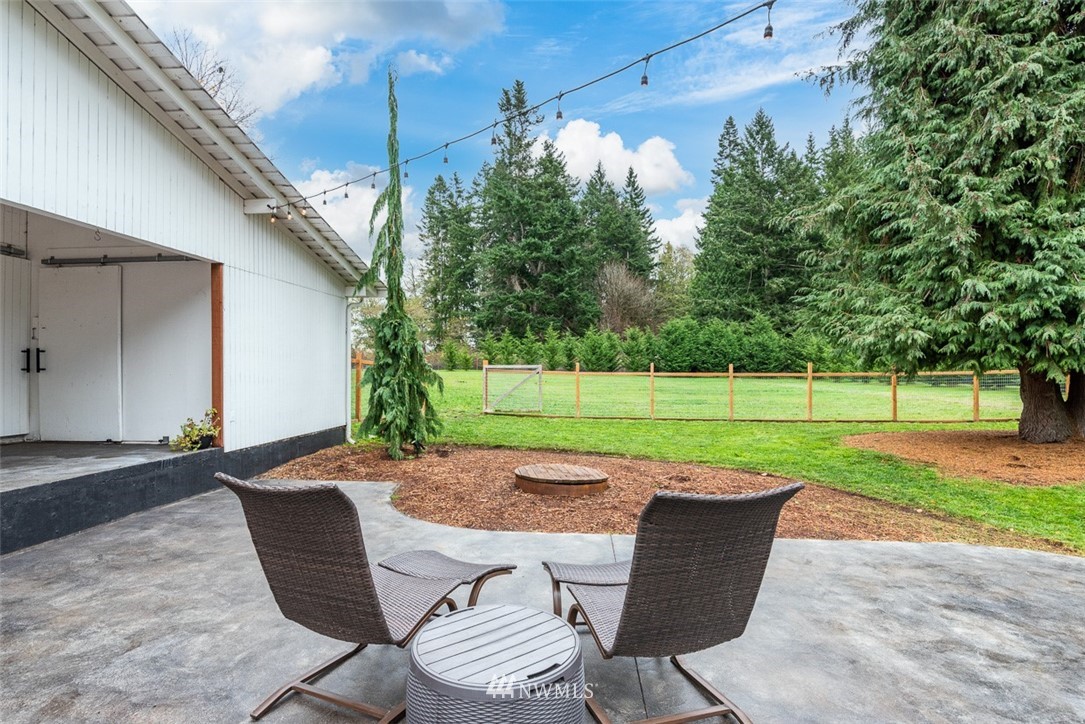 11103 Happy Valley Road Anacortes, WA 98221 - Photo 32 of 40 Gallery Image 32