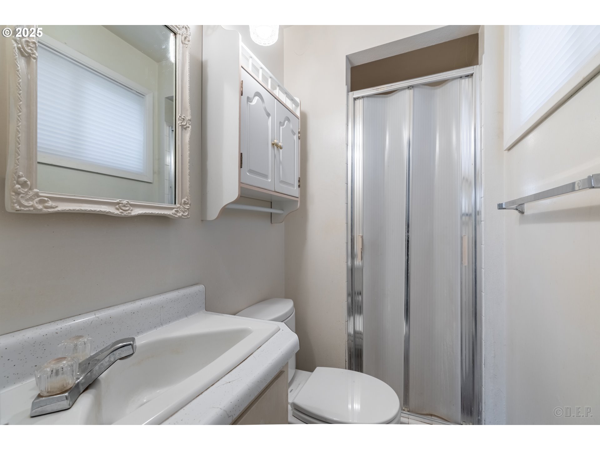 51475 Mountain View Road Scappoose, OR 97056 - Photo 12 of 38 Bathroom, Attached