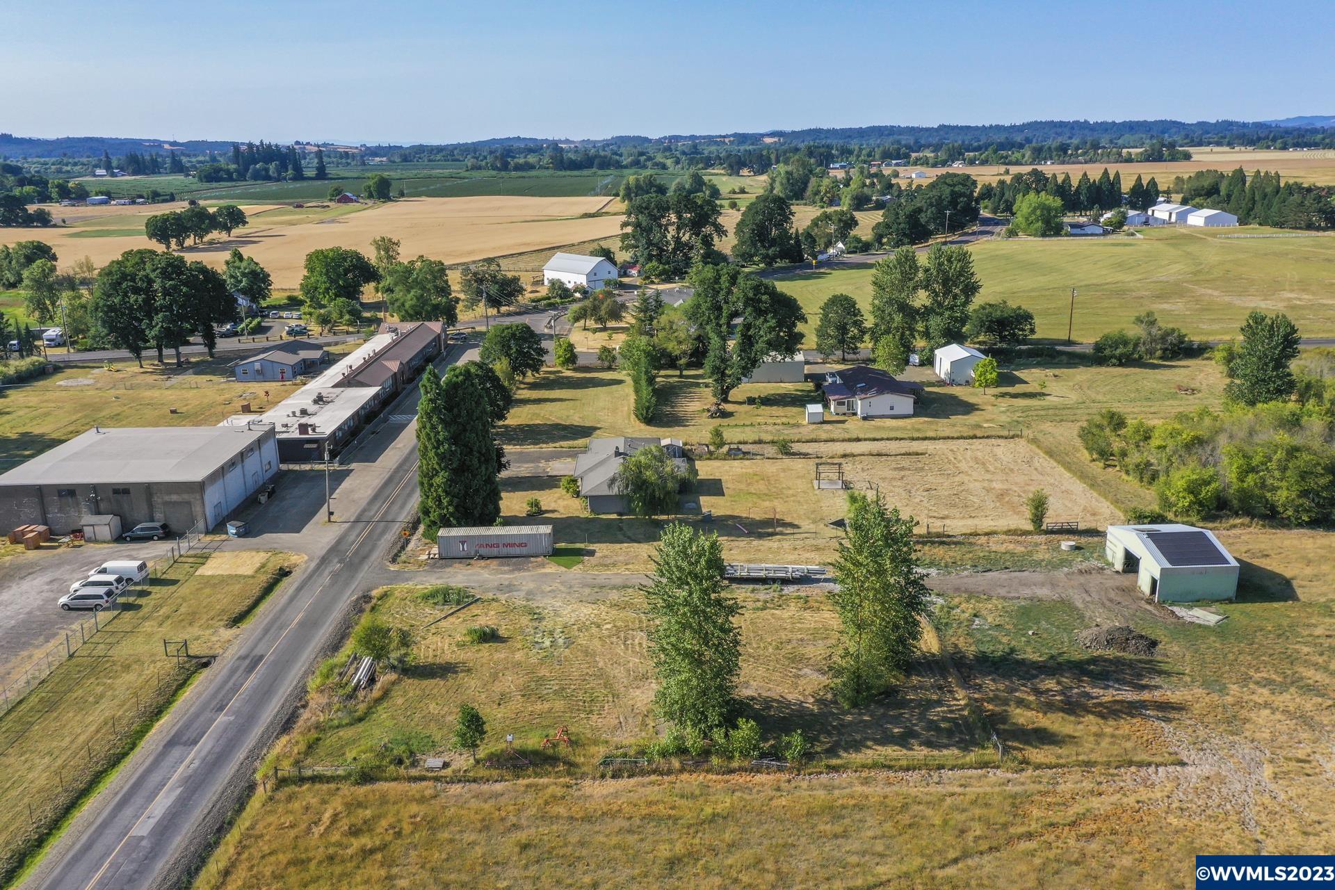 35135 Meadow Road Southwest Albany, OR 97321 - Photo 40 of 42 Gallery Image 40