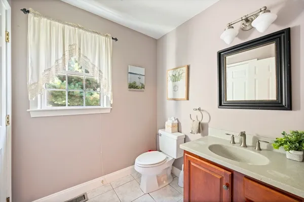 $899,900 | 6 Horton Drive, Norton, MA 02766
