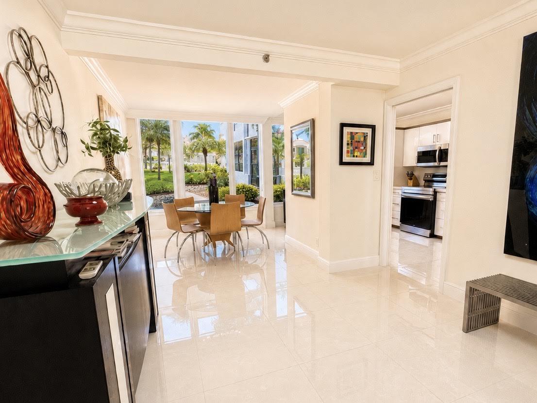 7170 Promenade Drive, Unit 101 Boca Raton, FL 33433 - Photo 5 of 30 Dining Area