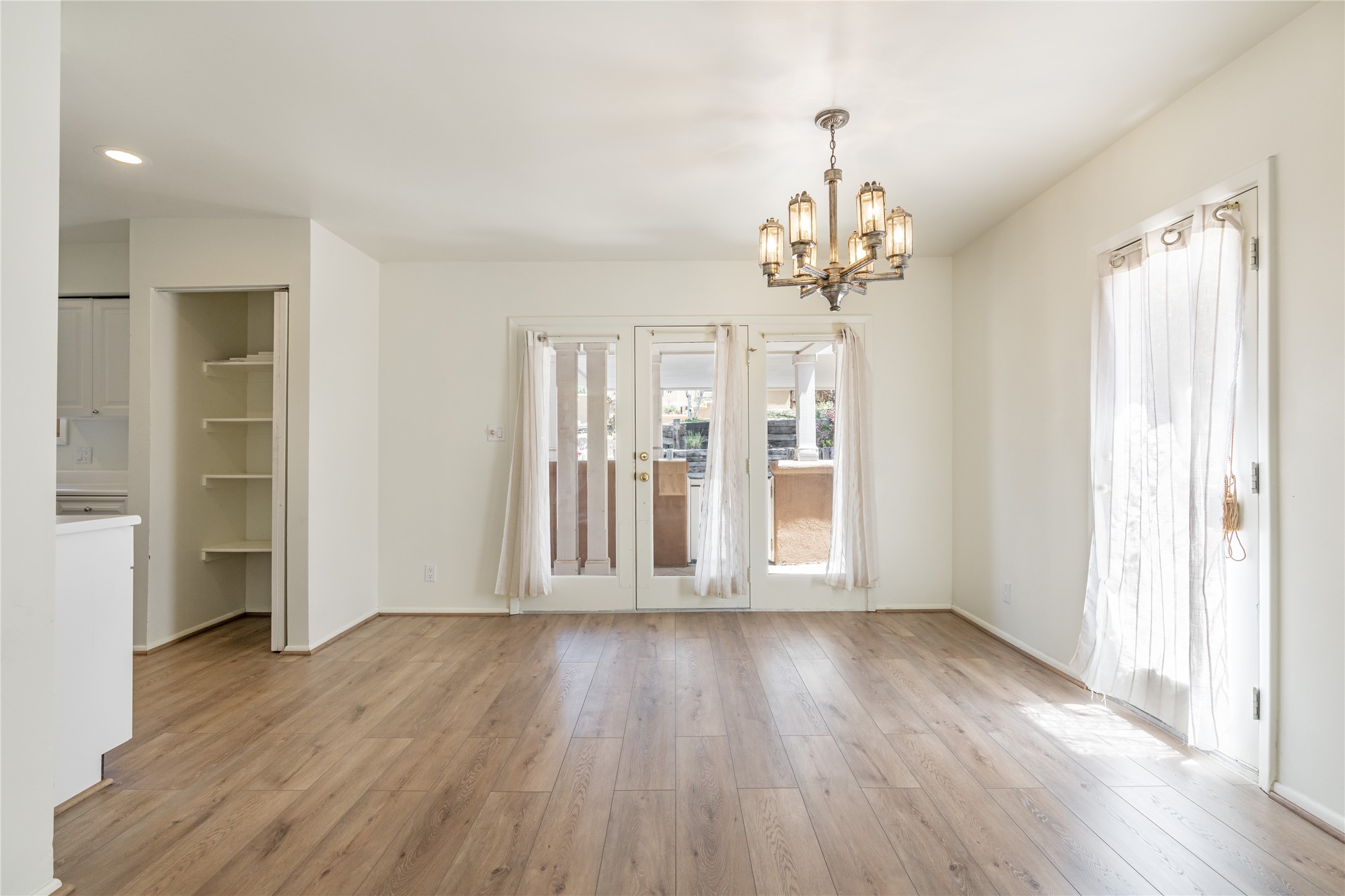 663 Bishops Lodge Road, Unit 59 Santa Fe, NM 87501 - Photo 3 of 26