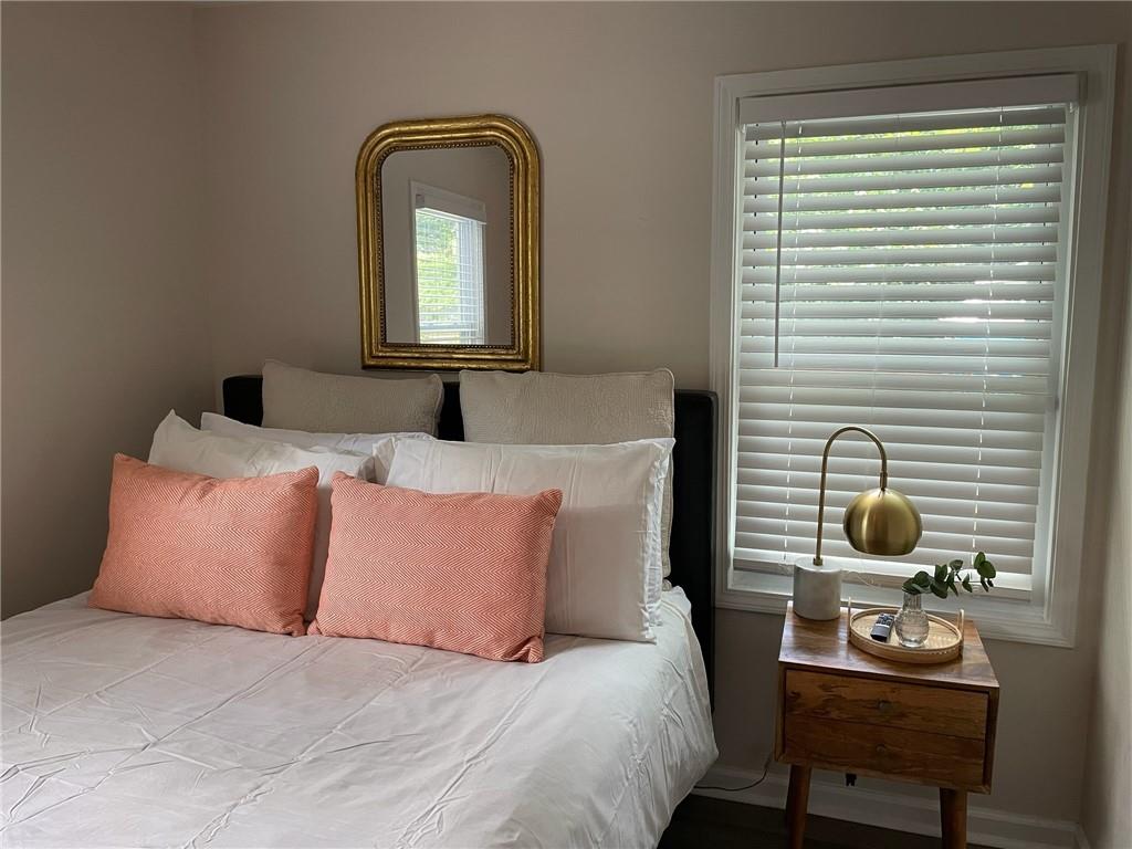 116 Holly Road Northwest Atlanta, GA 30314 - Photo 14 of 18