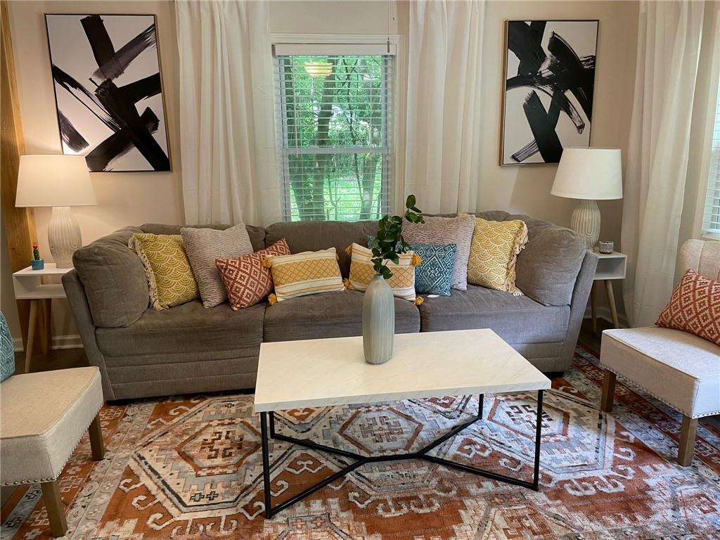 116 Holly Road Northwest Atlanta, GA 30314 - Photo 6 of 18