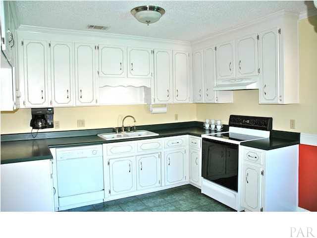 5970 Limestone Road Pensacola, FL 32504 - Photo 9 of 25 Lots of storage space in Kitchen