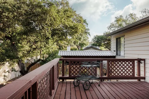 $499,900 | 7806 Beauregard Circle, Austin, TX 78745