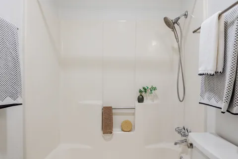 $499,900 | 7806 Beauregard Circle, Austin, TX 78745