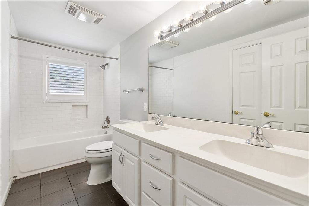 9504 Robin Lane River Ridge, LA 70123 - Photo 14 of 23