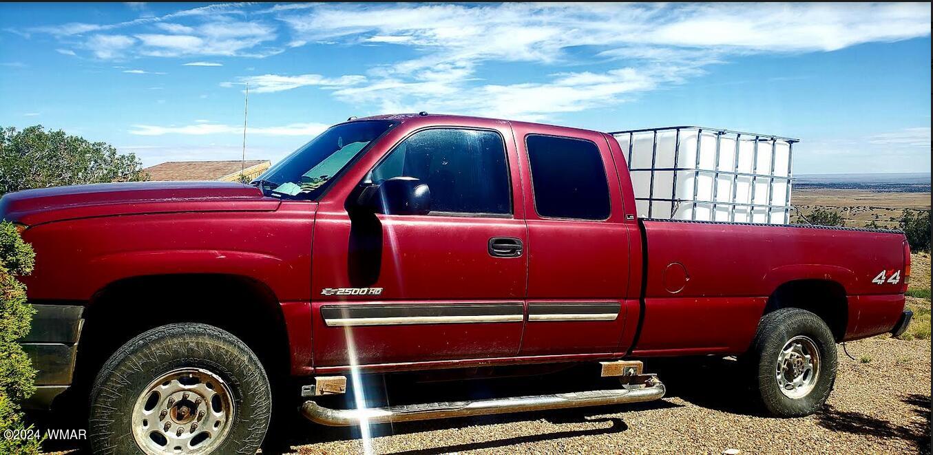 114 County Road Concho, AZ 85924 - Photo 7 of 10 2005 HD 4 x 4 with Water Tote
