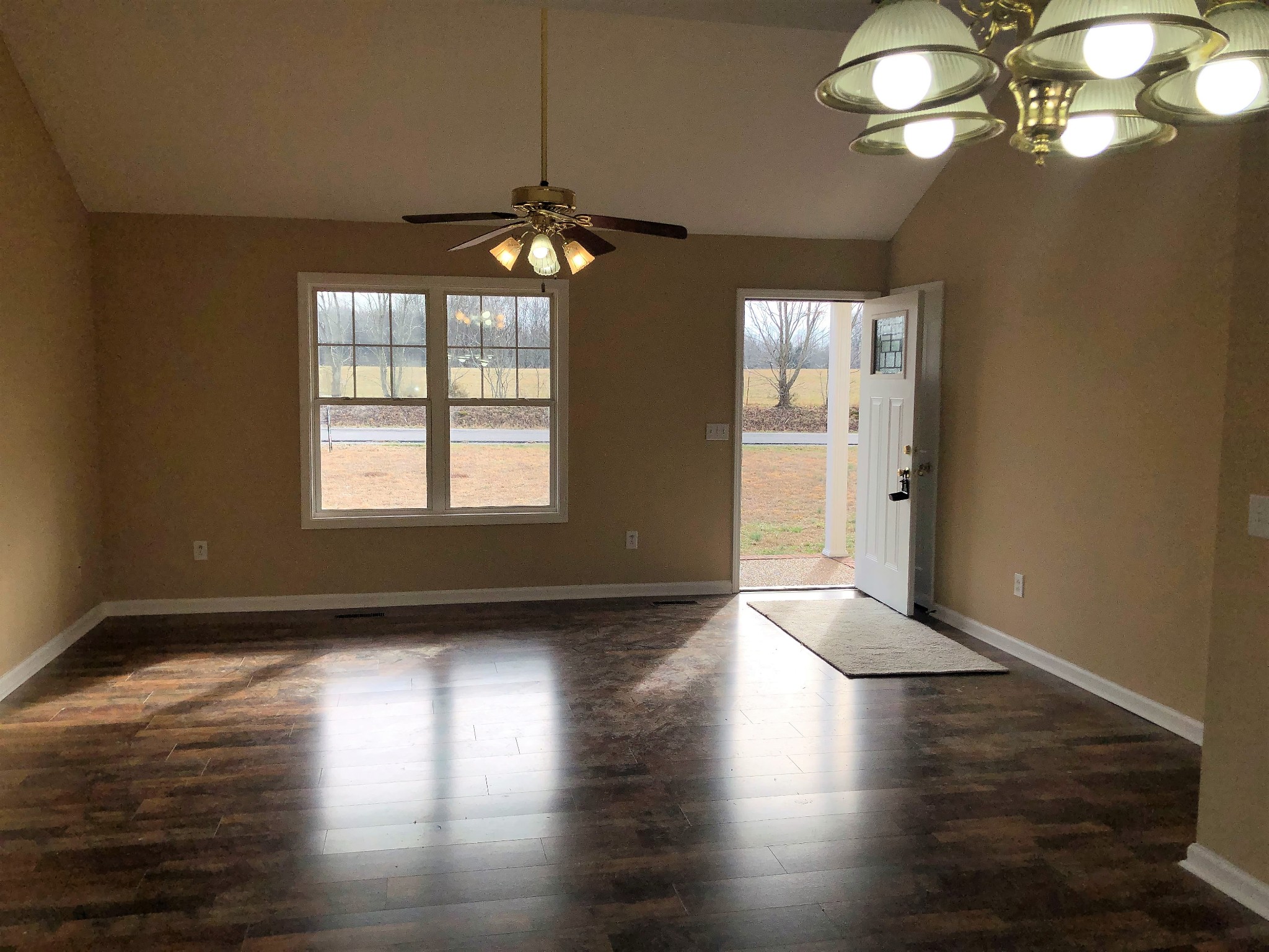 309 Running Meadows Road Portland, TN 37148 - Photo 11 of 33
