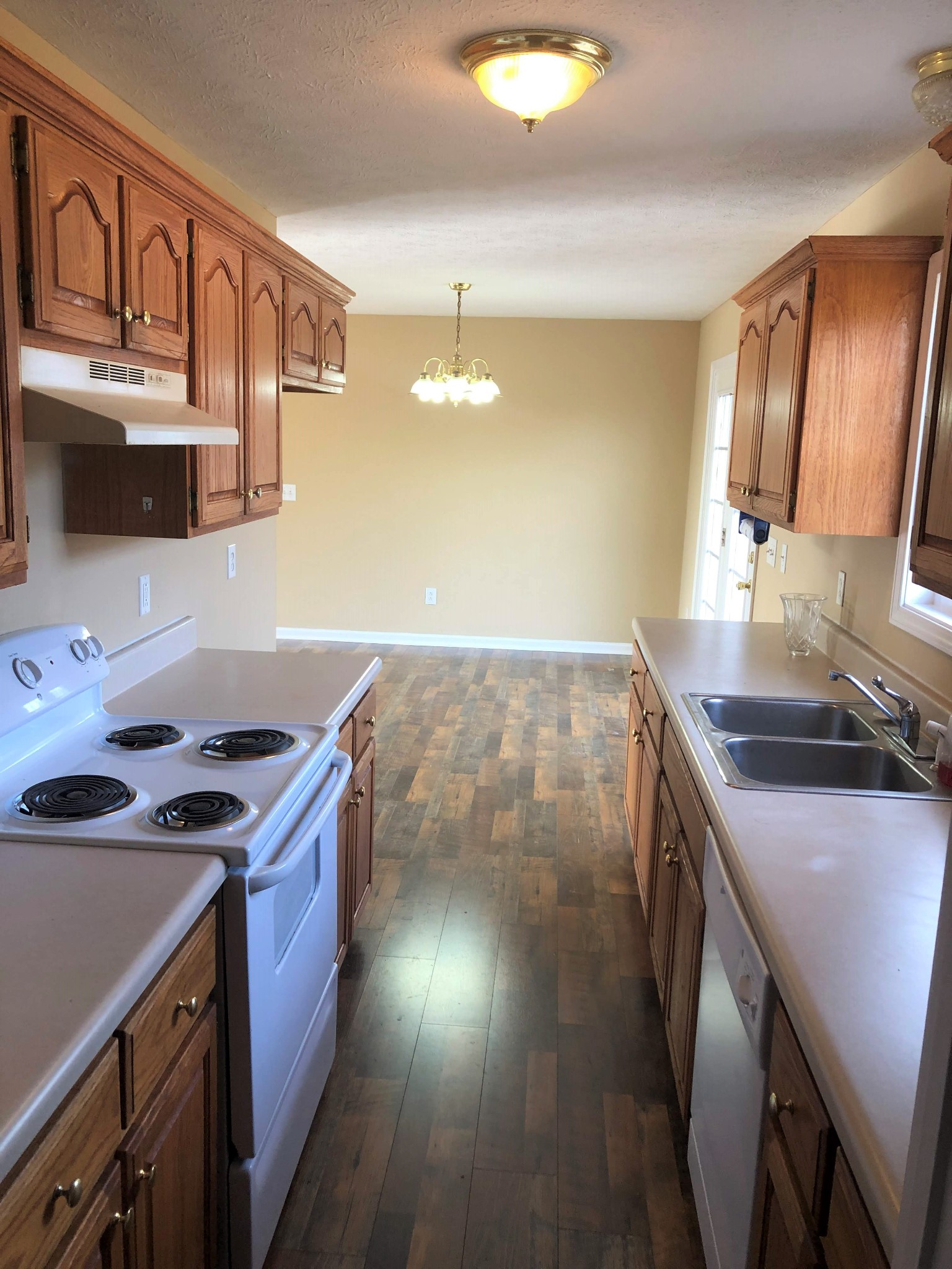 309 Running Meadows Road Portland, TN 37148 - Photo 7 of 33