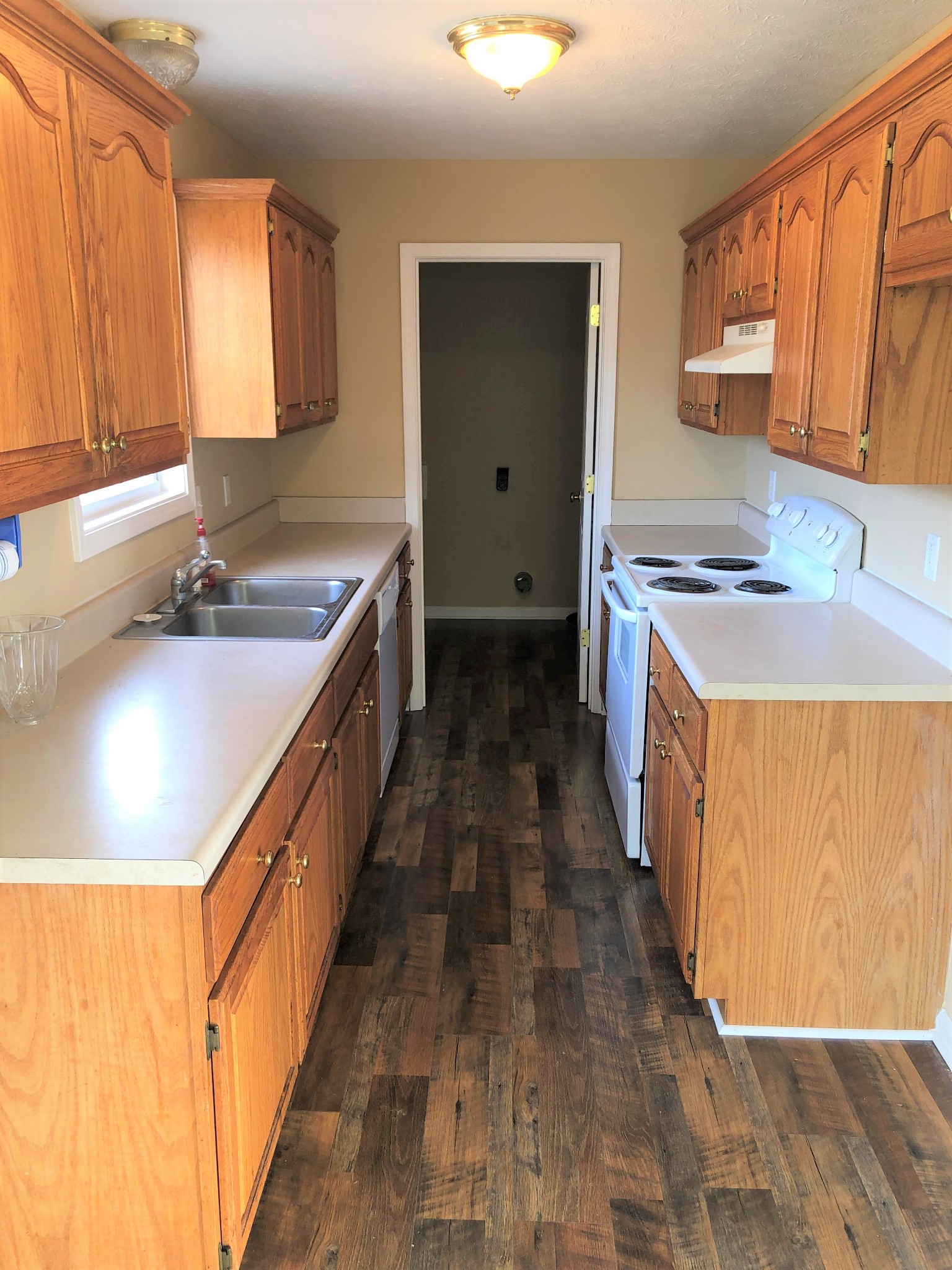 309 Running Meadows Road Portland, TN 37148 - Photo 8 of 33