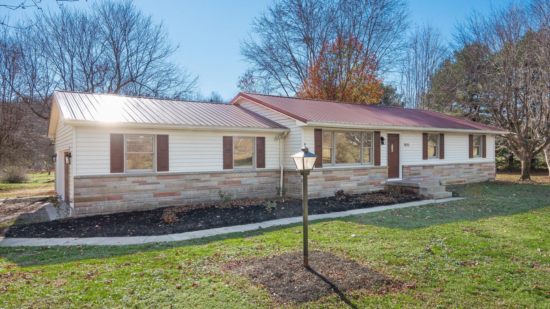 7875 Fultonrose Road Roseville, OH 43777 - Photo 2 of 40 03-z 7875 Fultonrose084