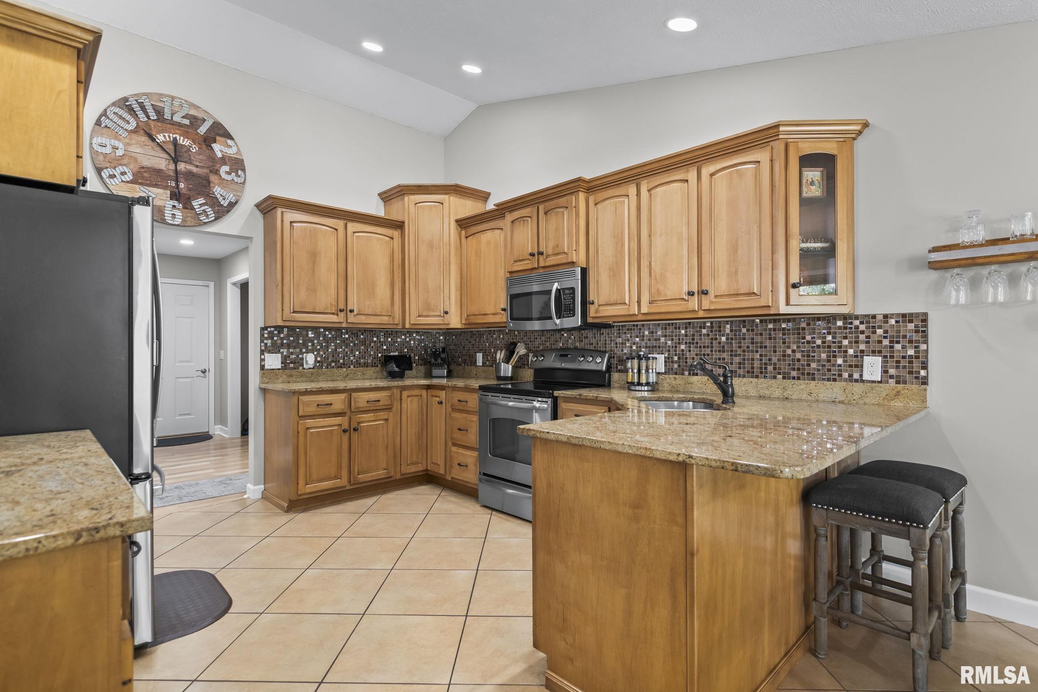 2809 Covered Wagon Trail Springfield, IL 62711 - Photo 16 of 56