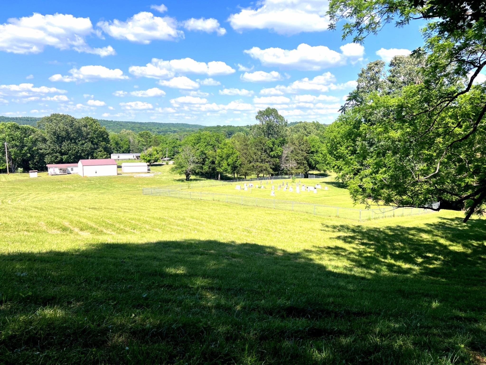 1133 Culps Bend Road Clifton, TN 38425 - Photo 40 of 51 a view of an ocean and a mountain