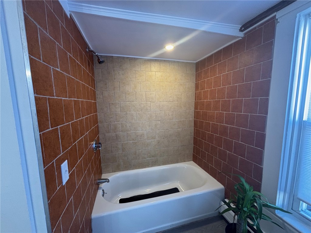712 Hope Street, Unit 2 Bristol, RI 02809 - Photo 14 of 18