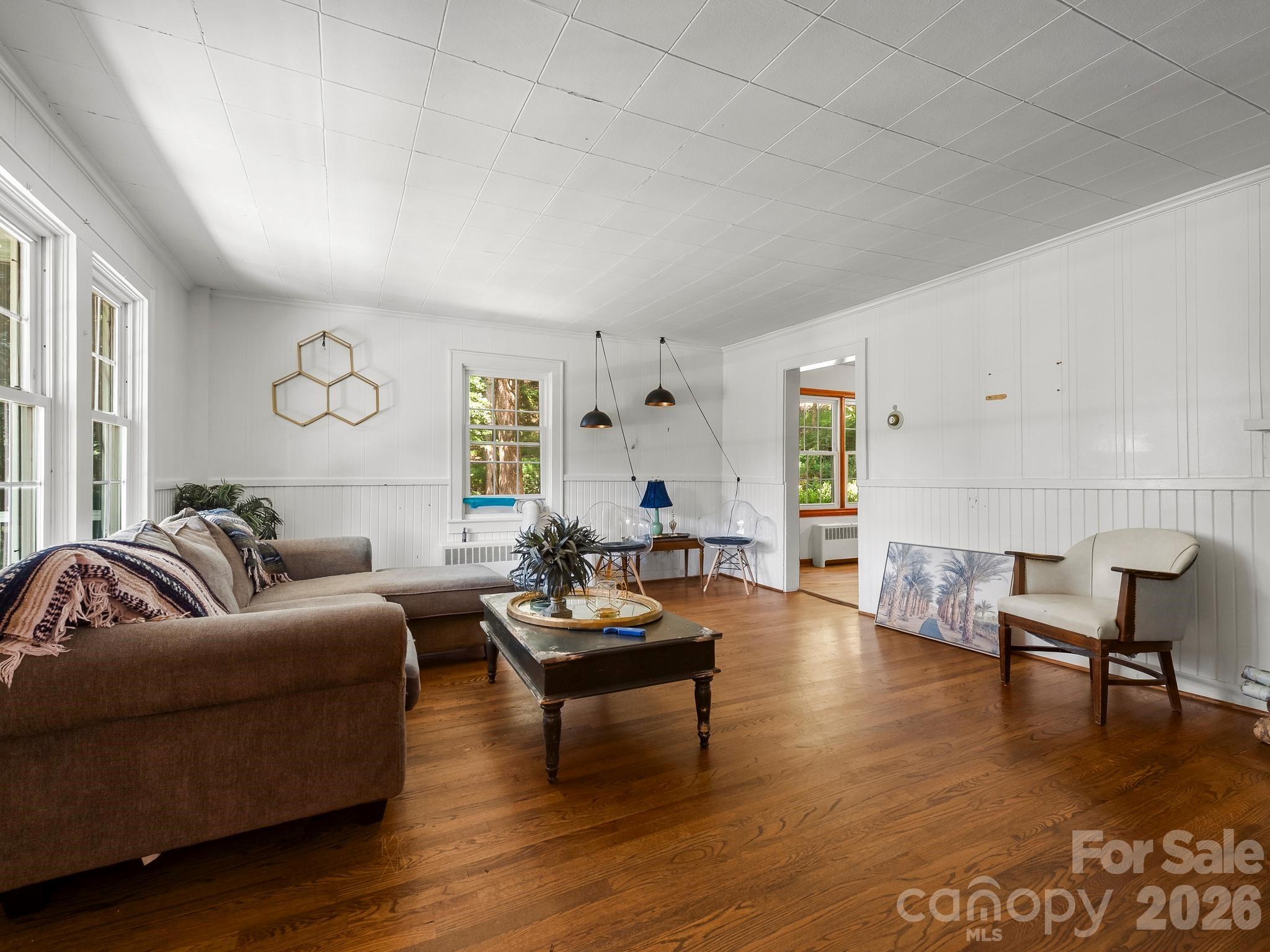689 South Trade Street Tryon, NC 28782 - Photo 19 of 31 Gallery Image 19