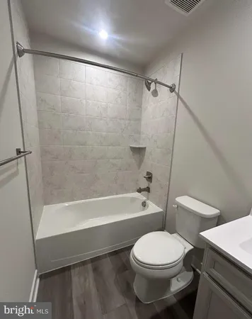 $2,750 | 168 Bethlehem Place, Baltimore, MD 21225