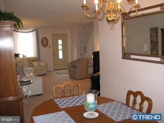 522 W Road Ridley Park, PA 19078 - Photo 4 of 12
