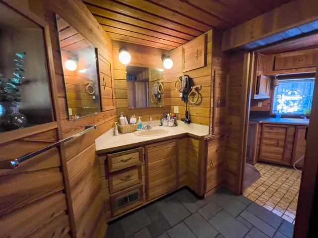 $349,500 | 2264 C Scott Road, Rice, WA 99167