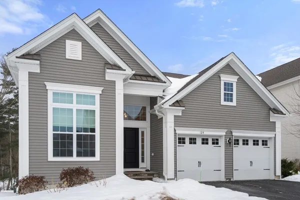 $1,150,000 | 124 Glen Ellen Boulevard, Unit 124, Millis, MA 02054