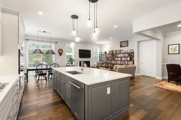 $1,150,000 | 124 Glen Ellen Boulevard, Unit 124, Millis, MA 02054