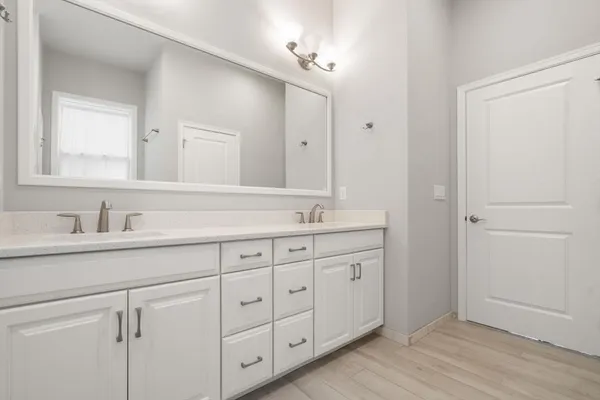 $1,150,000 | 124 Glen Ellen Boulevard, Unit 124, Millis, MA 02054