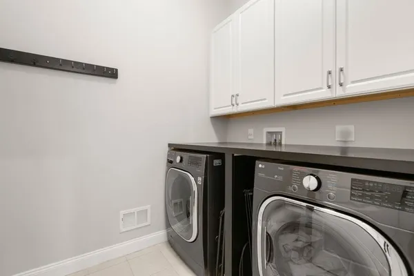 $1,150,000 | 124 Glen Ellen Boulevard, Unit 124, Millis, MA 02054